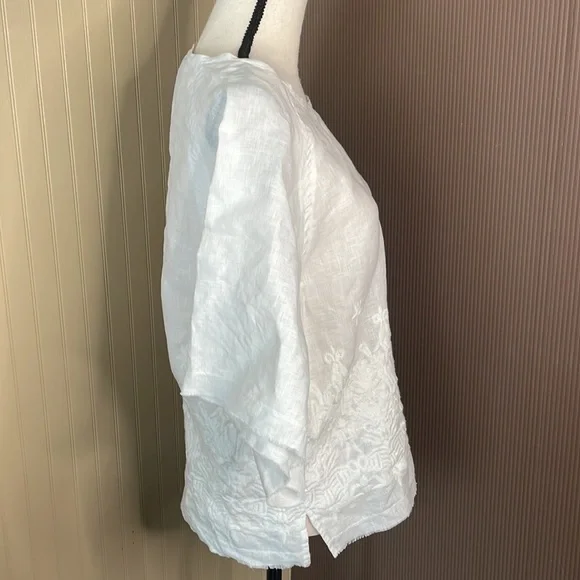 Karen Kane white embroidered 100% linen blouse size small - Picture 3 of 7